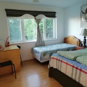 Homestay Lido Family